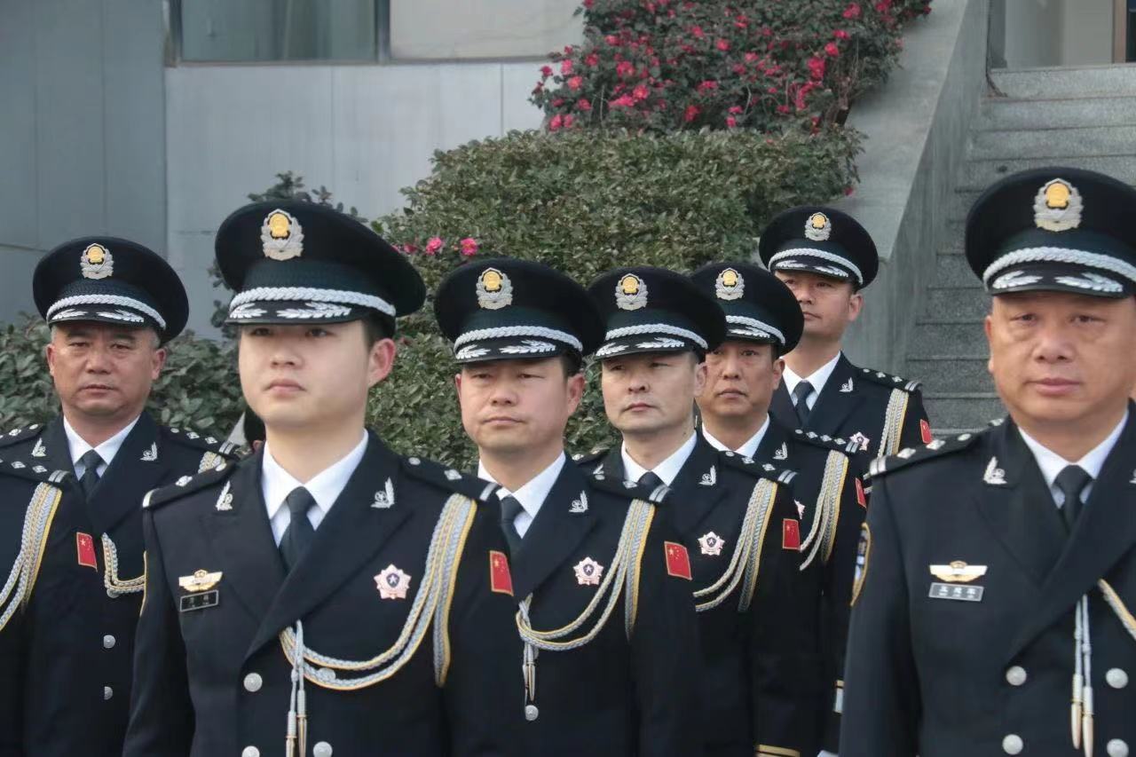 图片.jpg 图片.jpg